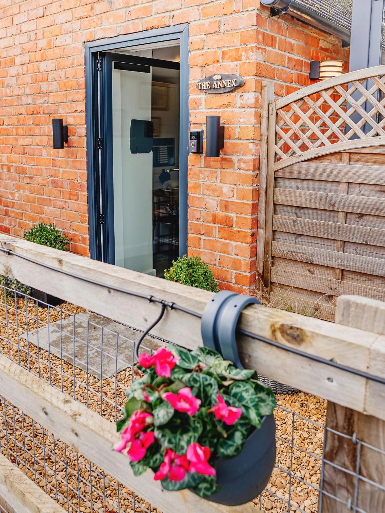 Cottage With Hot Tub - Near Cheltenham And Tewkesbury Exterior foto